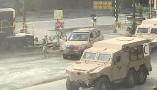 عروض عسكرية تحاكي الحرب المفترضة في آيدكس 2017