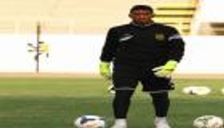 عناد القرني مع كهربا سر تصديه لركلة جزاء الشباب