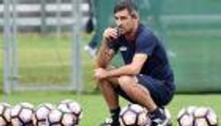 خماسية بيسكارا "المتذيل" تطيح بمدرب جنوى