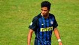 جزائري الإنتر ضمن قائمة هدافي "كالتشيو الشباب"