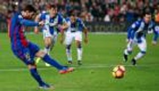 ميسي ينقذ رقبة إنريكي بفوز صعب على ليجانيس