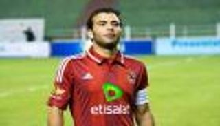 متعب يحسم الجدل حول مستقبله مع الأهلي 