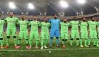 دفاع بونيودكور يخطئ مرتين.. والأهلي لا يرفض الهدية