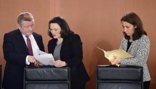 وزراء بالحكومة الألمانية خلال أحد الاجتماعات (أرشيف)