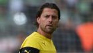 دورتموند يحسم مصير حارس ألمانيا