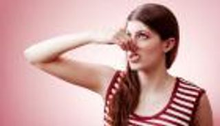 5 روائح كريهة تصدر من جسمك.. قد تكون جرس إنذار