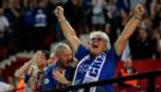 اعتقال 4 مشجعين من ليستر بسبب الشغب أمام إشبيلية