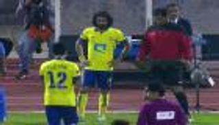 القائد عبد الغني يظهر مع النصر بعد غياب طويل
