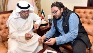 المصور المصري مع السفير الكويتي