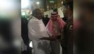 الرئيس الصومالي يؤدي مناسك العمرة عقب تنصيبه