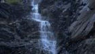 بالصور.. الأمطار ترسم مناظر طبيعية خلابة في "عسير" السعودية