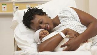 تكتسب كثير من  السيدات وزنا أثناء الحمل