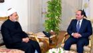 السيسي للطيب: الأزهر منارة الاعتدال في مواجهة الإرهاب