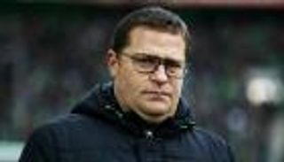 بايرن ينفي التعاقد مع المدير الرياضي لجلادباخ