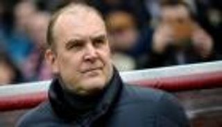 "جنون" الدوري الصيني يثير غضب كولن