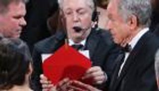 بالفيديو.. أوسكار أفضل فيلم تذهب لـ"مون لايت" بعد خطأ تاريخي