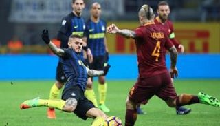 روما يهزم إنتر