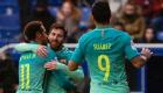 ميسي "الحاسم" يعيد برشلونة لدائرة الصراع على اللقب