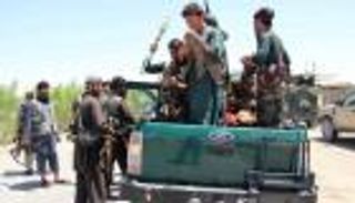 شرطي أفغاني يقتل 11 من زملائه.. وطالبان تتبنى الهجوم