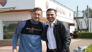 توتي وكانافارو