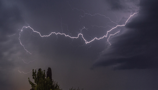 أمطار رعدية