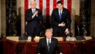 ترامب يتحدث عن خطط اقتصادية.. دون تنفيذ