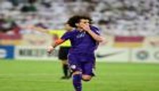 عموري: الانتصار أهم من الألقاب الشخصية وأتمنى الاحتراف في أوروبا 