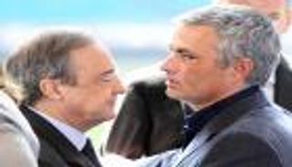 بيريز يخطط لإعادة مورينيو إلى الريال