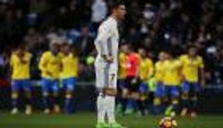 بالماس يهدي برشلونة صدارة الليجا بتعطيل الريال 