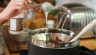 زيت جوز الهند.. البديل الصحي للزيوت النباتية