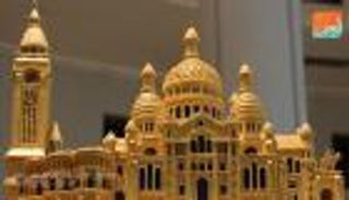 بالفيديو.. طبيب مصري يحول أعواد الثقاب لتحف فنية