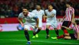 إشبيلية يواصل ملاحقة برشلونة والريال 