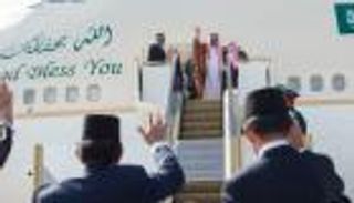 الملك سلمان يغادر بروناي بعد زيارة رسمية