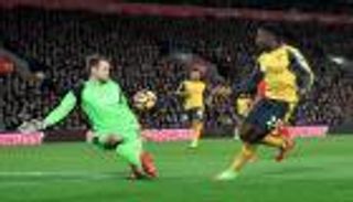 بالفيديو.. ويلبيك يسجل أول أهدافه في ليفربول