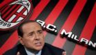 بيرلسكوني ليس قلقا من تأجيل الصفقة الصينية