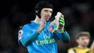 تشيك يُسلم بخروج أرسنال من سباق "البريميير ليج"