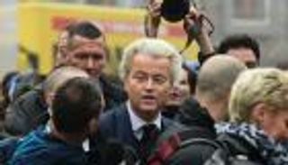 هولنديون يدعمون المسلمين ضد تهديد إغلاق المساجد