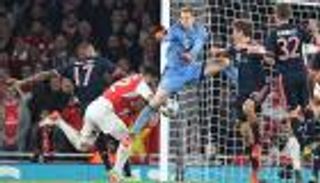 شكوك حول مشاركة نوير أمام أرسنال