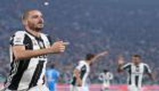 بونوتشي يلمح لإمكانية رحيله لبرشلونة