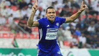 فاندرلي يعود أمام الشباب