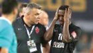 كوزمين يستبعد رحيل أحمد خليل