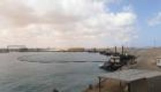 تراجع إنتاج النفط الليبي بعد اشتباكات قرب موانئ رئيسية