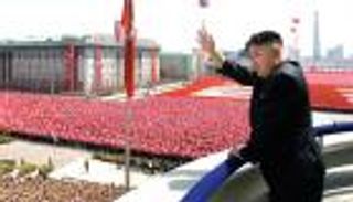 3 صواريخ كورية تسقط باليابان.. وواشنطن تدين 