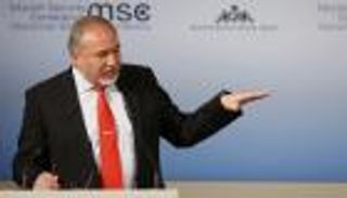 ليبرمان يحذر: إسرائيل ستخسر أمريكا ومليارات الدولارات بضم الضفة