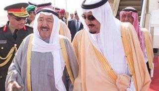 الملك سلمان والشيخ صباح الأحمد الجابر الصباح - صورة أرشيفية