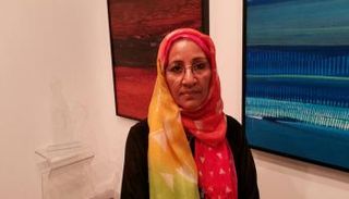 التشكيلية الإماراتية الدكتورة نجاة مكي