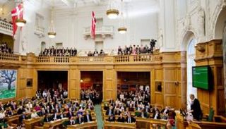  لا هواتف ذكية لبرلمانين دنماركيين لمدة أسبوع في روسيا