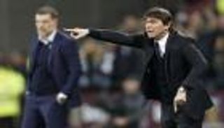 بالفيديو.. كونتي يحرج طاقم تدريب وست هام بتصرف غريب