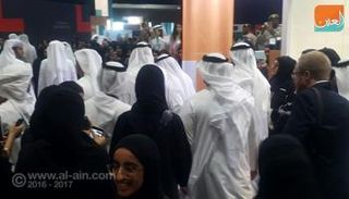 محمد بن زايد يزور معرض مجلسه لأجيال المستقبل