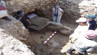 صورة للتماثيل المكتشفة 